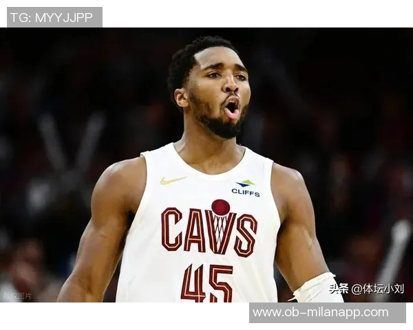 米切尔复出大爆发砍37分助队止连败八记三分展现超强火力 米切尔复出大爆发砍37分助队止连败八记三分展现超强火力